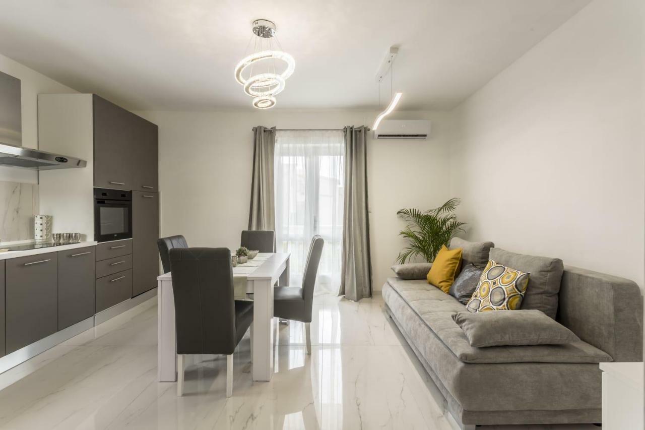 Royal Silver Apartment Vodice Exterior photo